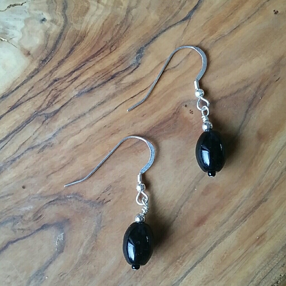 NWOT Black Bead Dangle Earrings